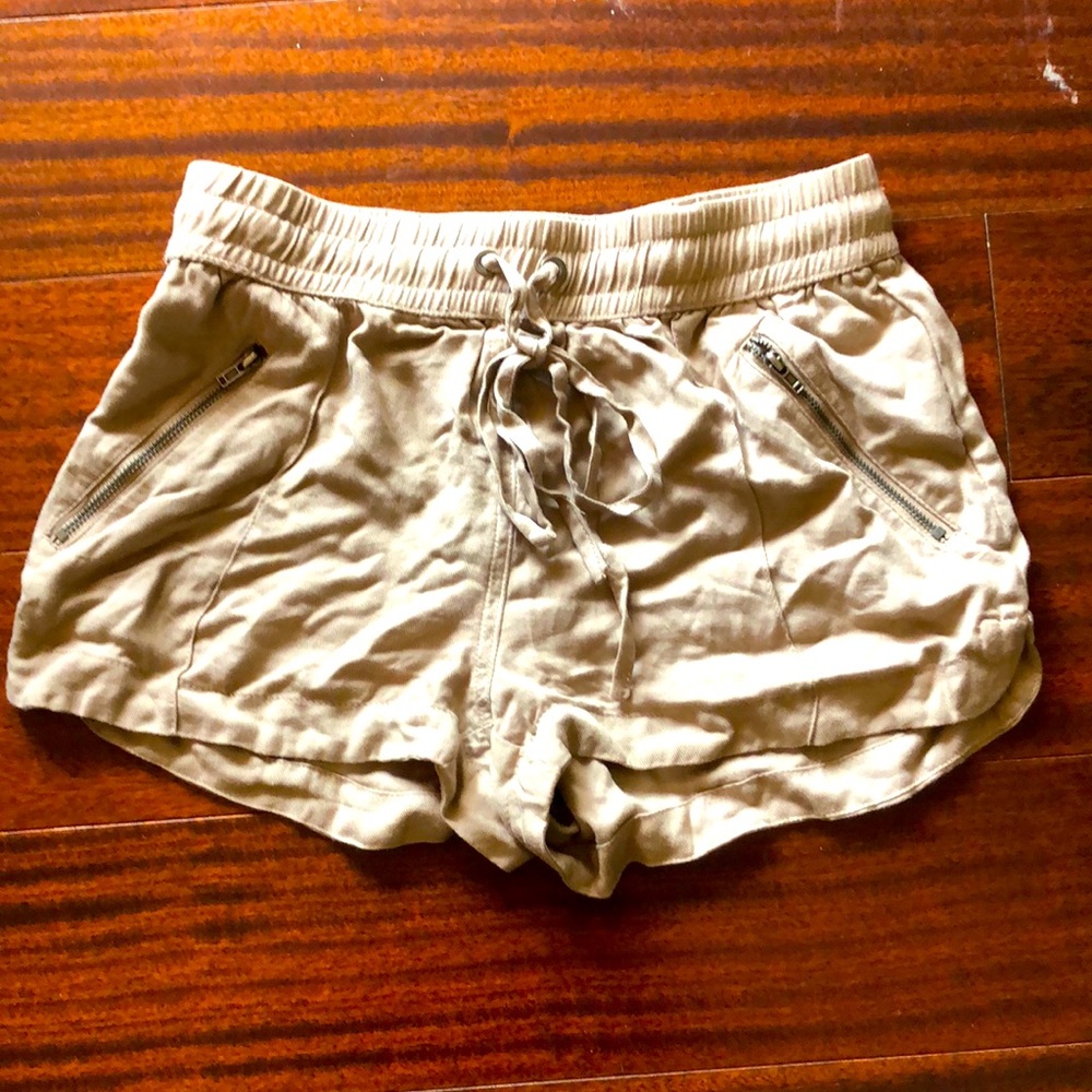 Beige/cream jogger shorts